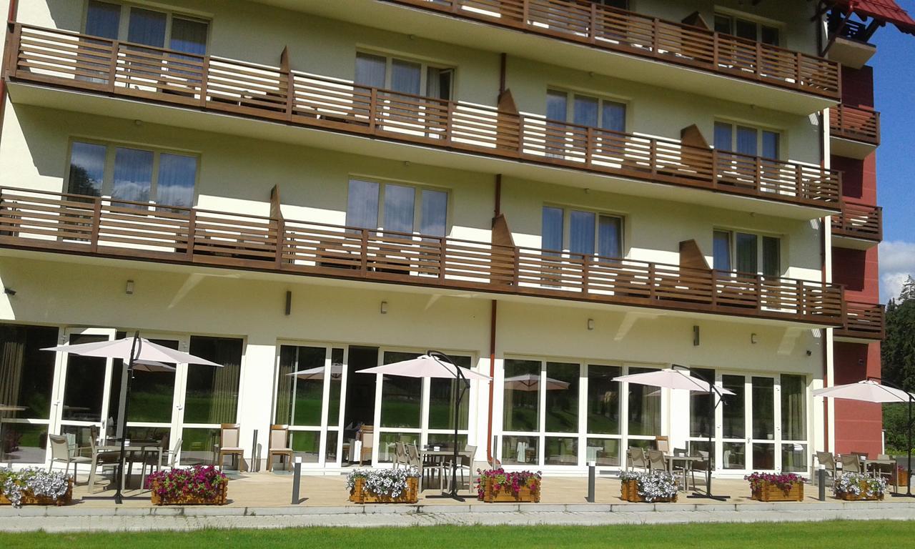 Hotel Tts**** Spa&Wellness Covasna Exterior photo